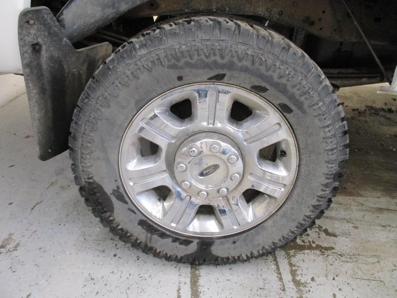 https://f005.backblazeb2.com/file/img-partshotlines-com/Inventory/MA185/Vehicle/106506_06.jpg