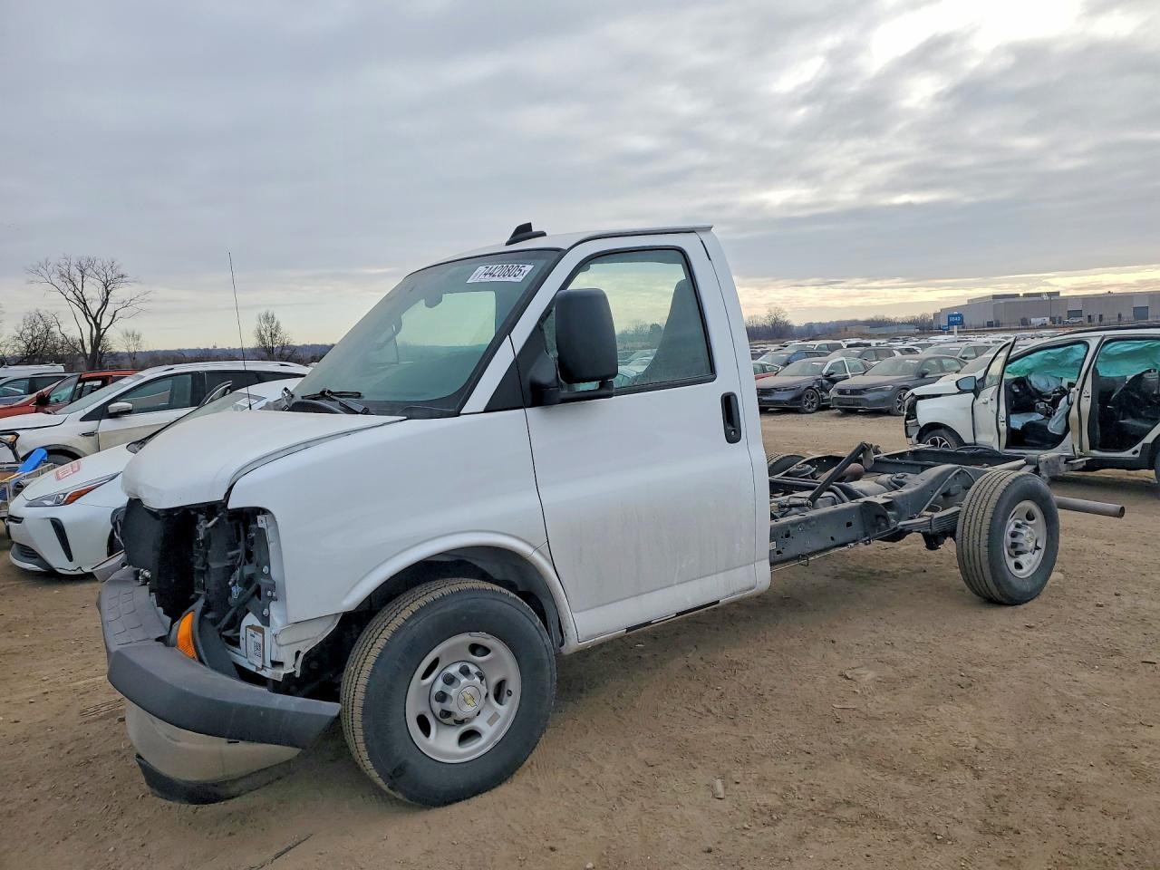 https://f005.backblazeb2.com/file/img-partshotlines-com/Inventory/MA185/Vehicle/106538_01.jpg