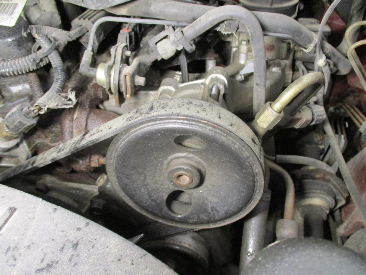 https://f005.backblazeb2.com/file/img-partshotlines-com/Inventory/MA185/Vehicle/106540_14.jpg