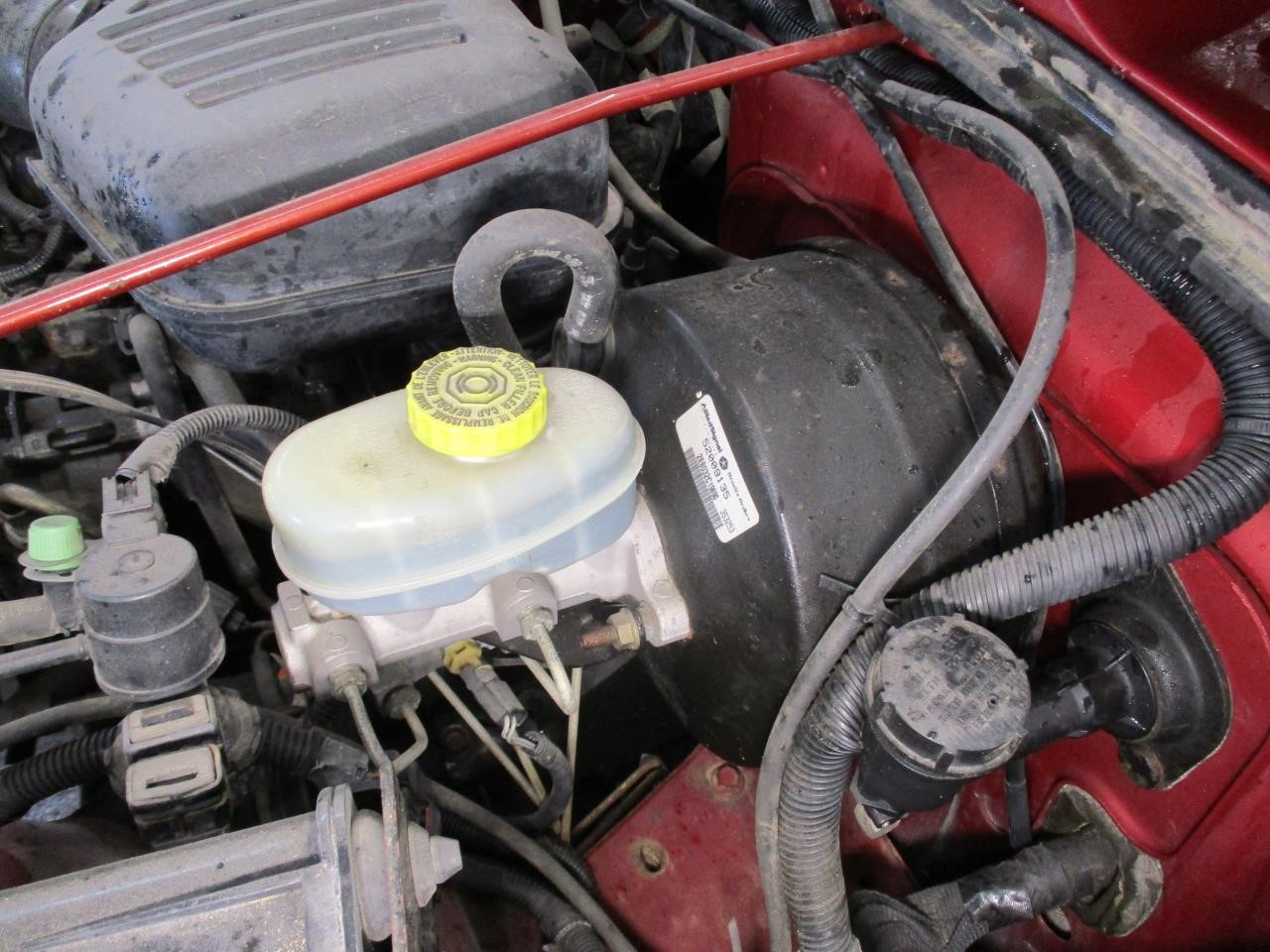 https://f005.backblazeb2.com/file/img-partshotlines-com/Inventory/MA185/Vehicle/106540_16.jpg