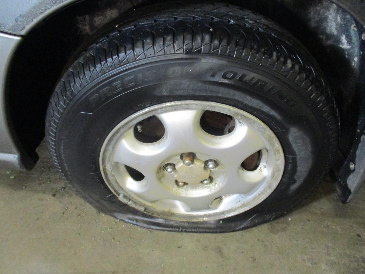 https://f005.backblazeb2.com/file/img-partshotlines-com/Inventory/MA185/Vehicle/106566_06.jpg