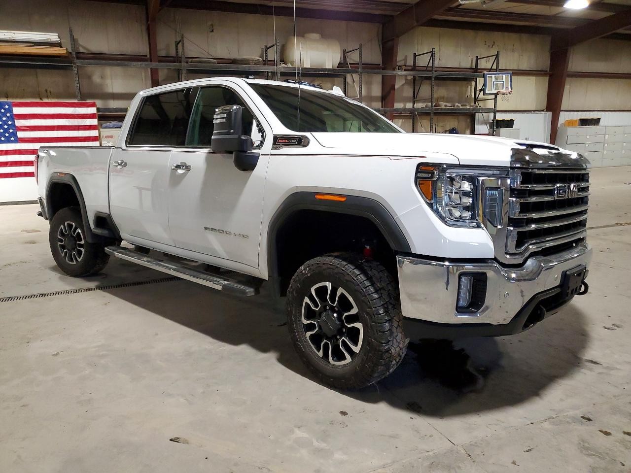 https://f005.backblazeb2.com/file/img-partshotlines-com/Inventory/MA185/Vehicle/106664_04.jpg