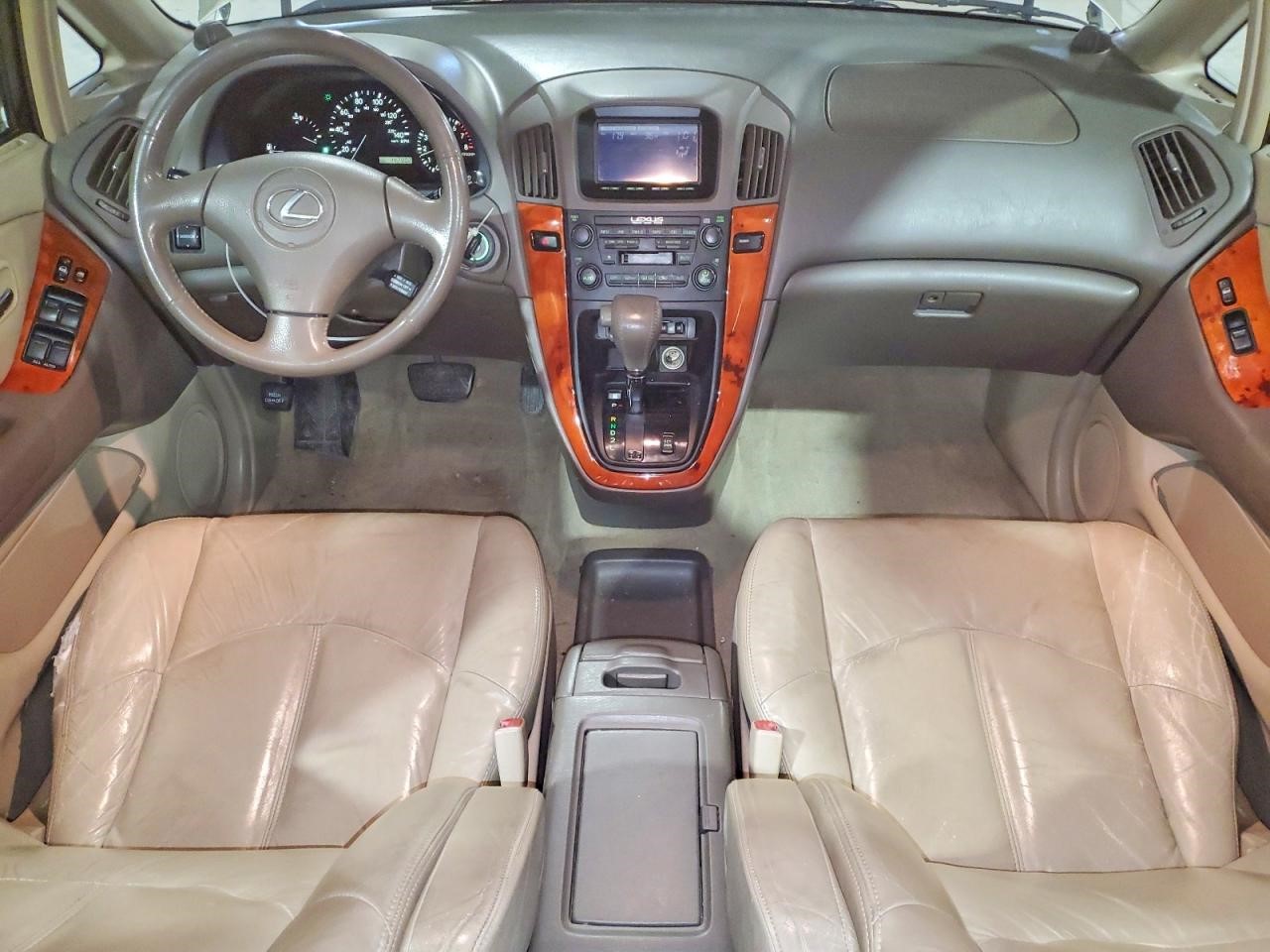https://f005.backblazeb2.com/file/img-partshotlines-com/Inventory/MA185/Vehicle/106753_08.jpg