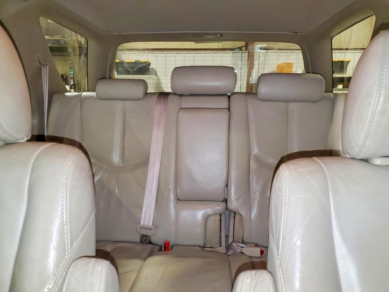 https://f005.backblazeb2.com/file/img-partshotlines-com/Inventory/MA185/Vehicle/106753_10.jpg