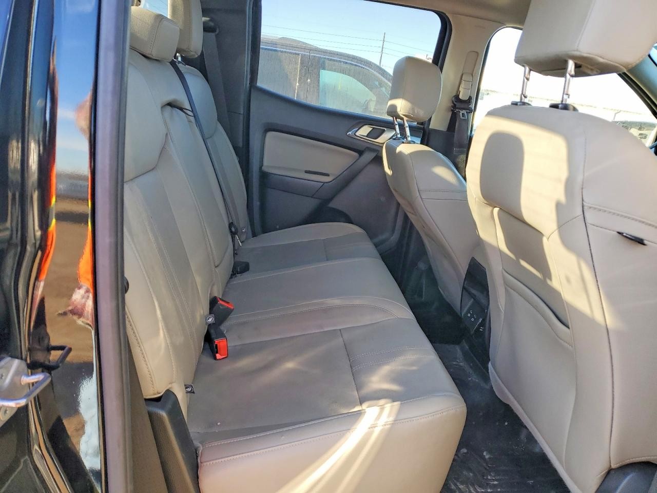 https://f005.backblazeb2.com/file/img-partshotlines-com/Inventory/MA185/Vehicle/106907_10.jpg