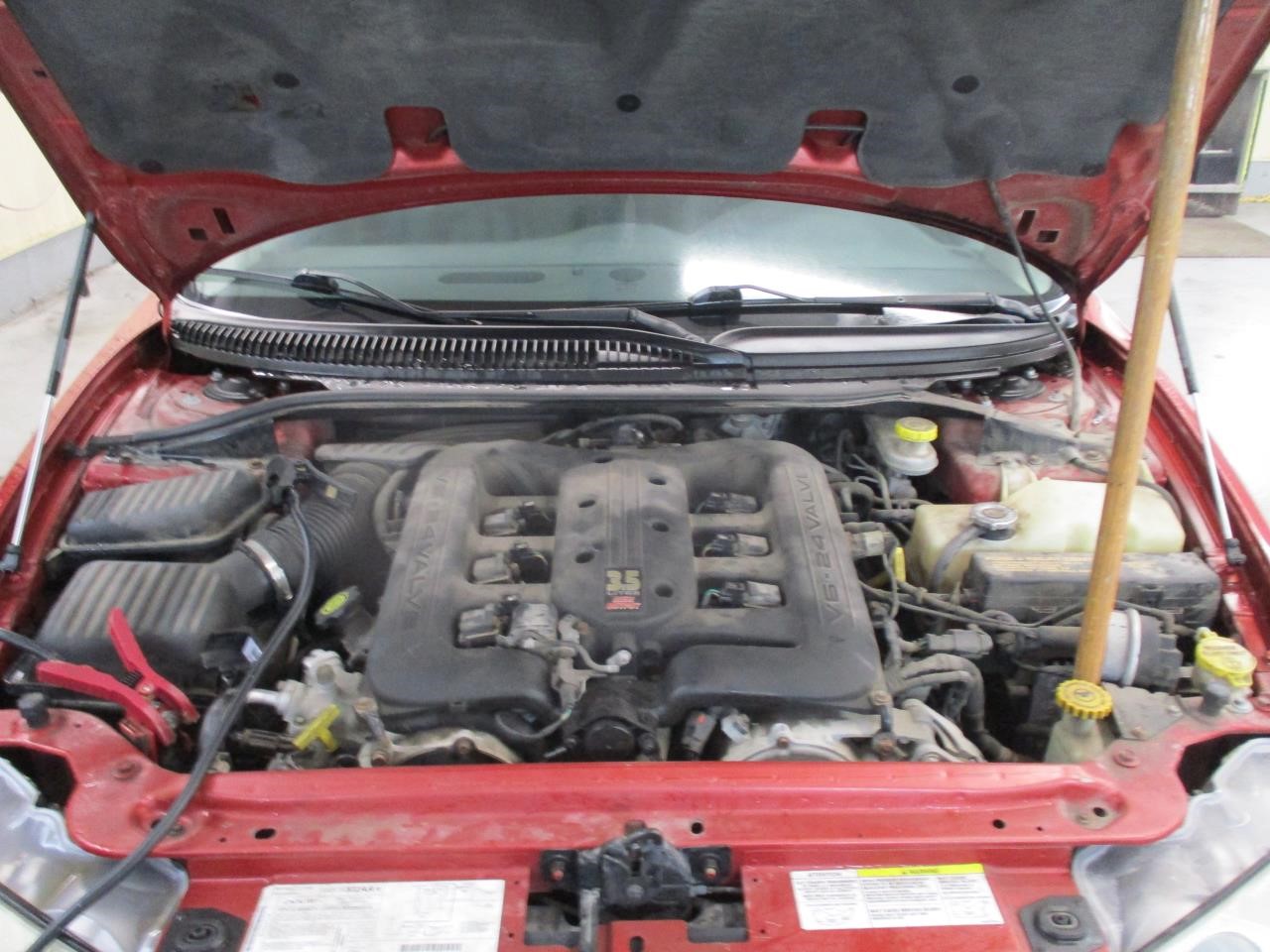 https://f005.backblazeb2.com/file/img-partshotlines-com/Inventory/MA185/Vehicle/106958_08.jpg