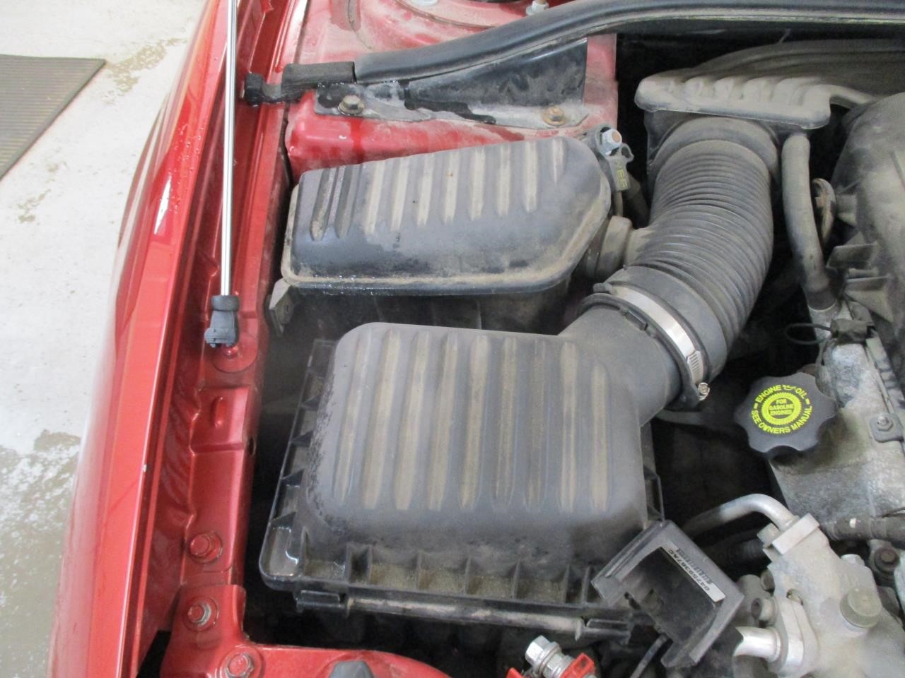 https://f005.backblazeb2.com/file/img-partshotlines-com/Inventory/MA185/Vehicle/106958_09.jpg