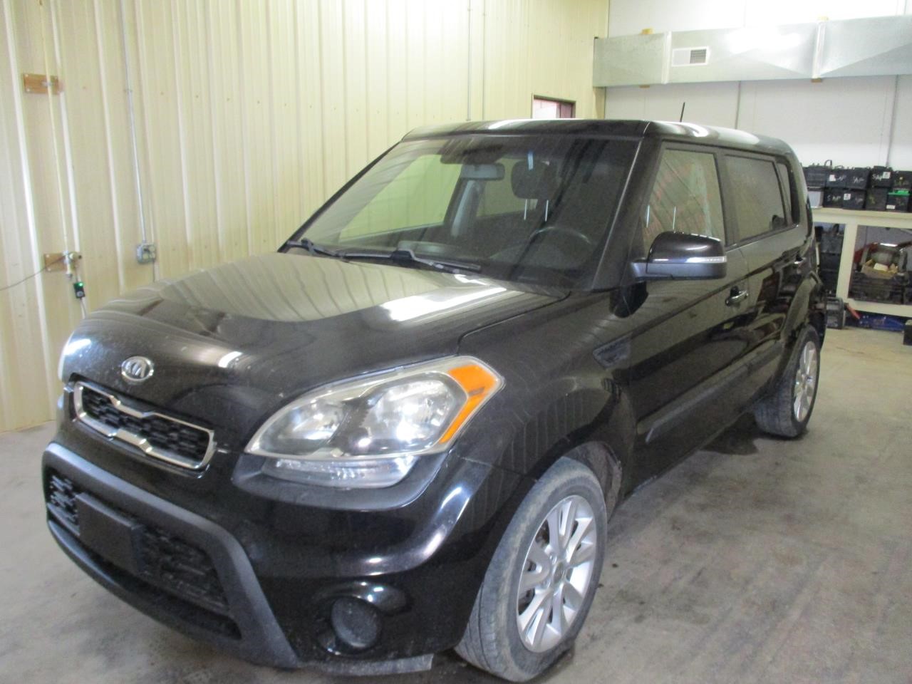 https://f005.backblazeb2.com/file/img-partshotlines-com/Inventory/MA185/Vehicle/107229_01.jpg