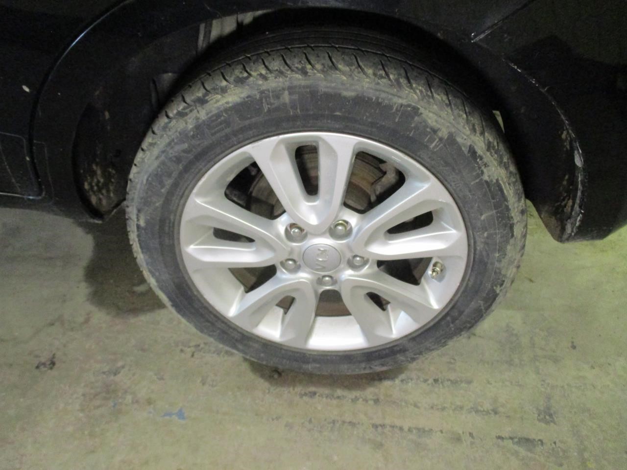 https://f005.backblazeb2.com/file/img-partshotlines-com/Inventory/MA185/Vehicle/107229_06.jpg