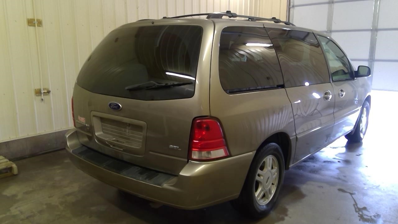 https://f005.backblazeb2.com/file/img-partshotlines-com/Inventory/MA185/Vehicle/107410_09.jpg