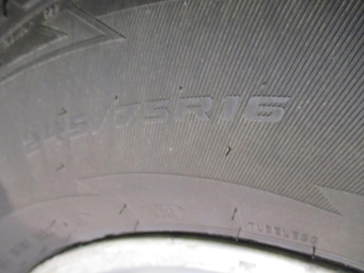 https://f005.backblazeb2.com/file/img-partshotlines-com/Inventory/MA185/Vehicle/107474_07.jpg