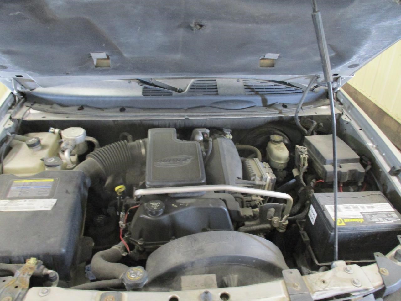 https://f005.backblazeb2.com/file/img-partshotlines-com/Inventory/MA185/Vehicle/107475_07.jpg