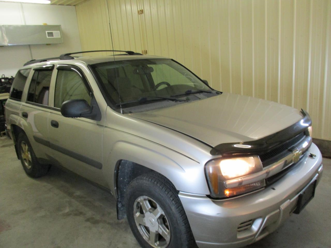 https://f005.backblazeb2.com/file/img-partshotlines-com/Inventory/MA185/Vehicle/107475_08.jpg