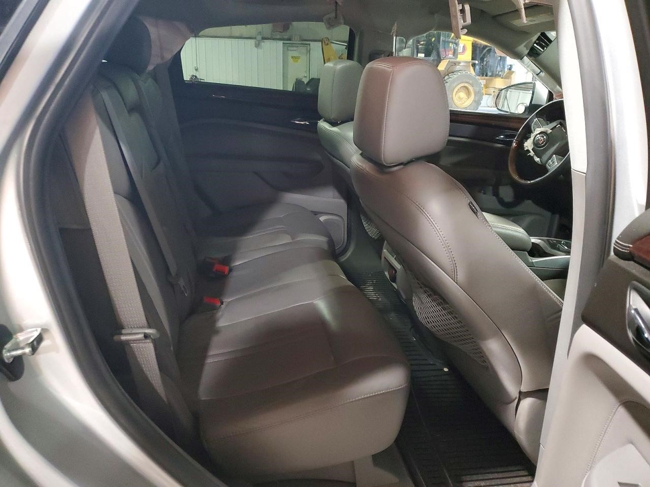 https://f005.backblazeb2.com/file/img-partshotlines-com/Inventory/MA185/Vehicle/107621_11.jpg
