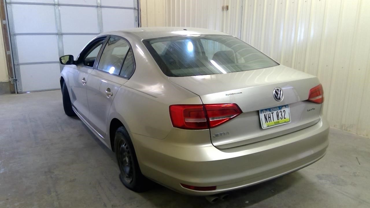 https://f005.backblazeb2.com/file/img-partshotlines-com/Inventory/MA185/Vehicle/107705_10.jpg