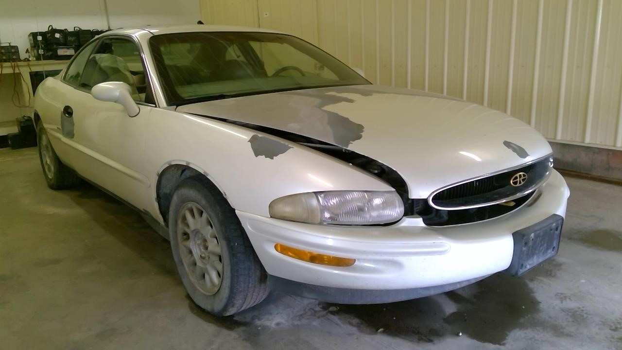 https://f005.backblazeb2.com/file/img-partshotlines-com/Inventory/MA185/Vehicle/107766_08.jpg
