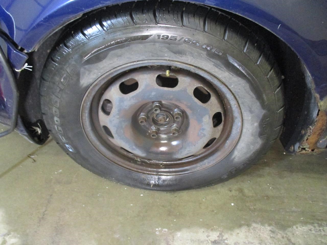 https://f005.backblazeb2.com/file/img-partshotlines-com/Inventory/MA185/Vehicle/107768_06.jpg