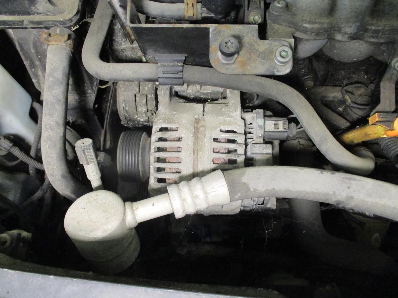 https://f005.backblazeb2.com/file/img-partshotlines-com/Inventory/MA185/Vehicle/107768_11.jpg