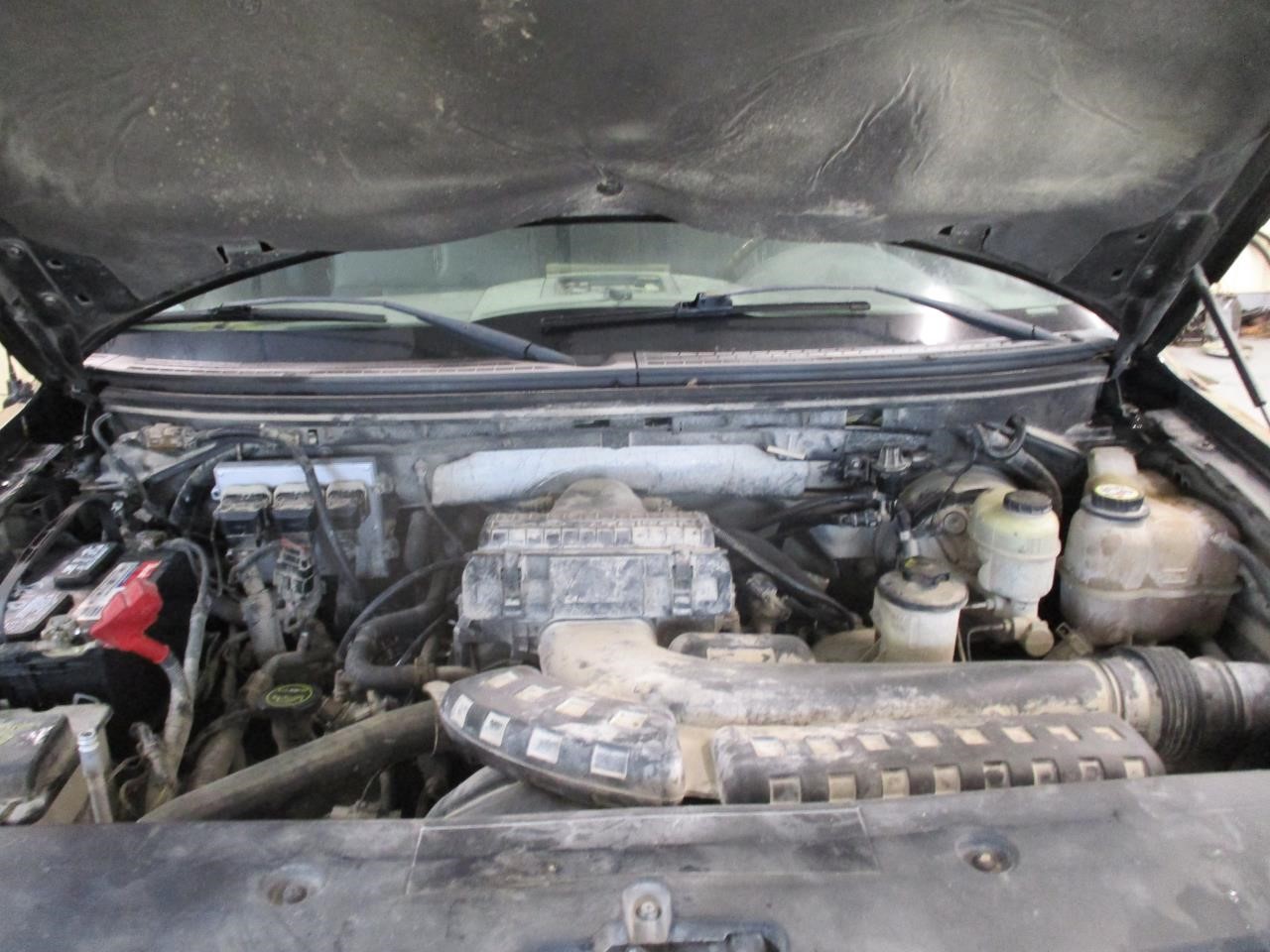 https://f005.backblazeb2.com/file/img-partshotlines-com/Inventory/MA185/Vehicle/108063_08.jpg