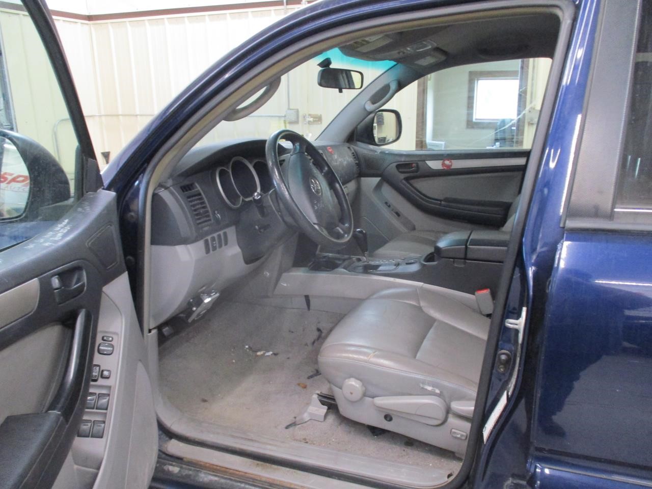 https://f005.backblazeb2.com/file/img-partshotlines-com/Inventory/MA185/Vehicle/108077_02.jpg