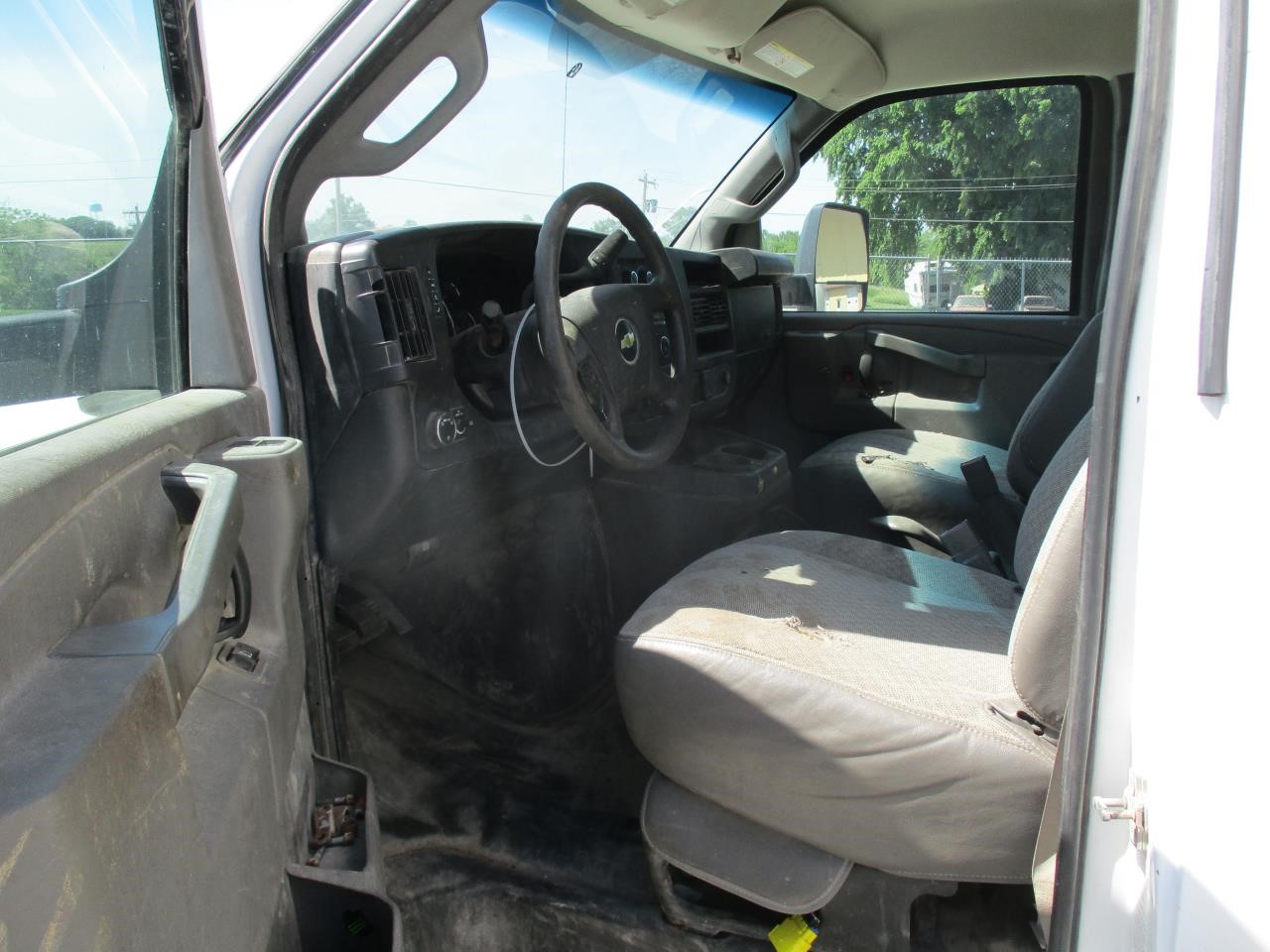 https://f005.backblazeb2.com/file/img-partshotlines-com/Inventory/MA185/Vehicle/108124_02.jpg