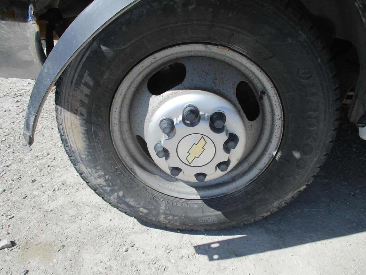 https://f005.backblazeb2.com/file/img-partshotlines-com/Inventory/MA185/Vehicle/108124_06.jpg
