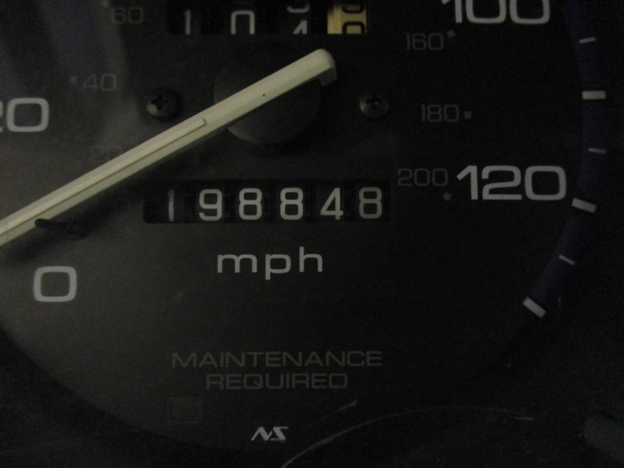 https://f005.backblazeb2.com/file/img-partshotlines-com/Inventory/MA185/Vehicle/108148_03.jpg