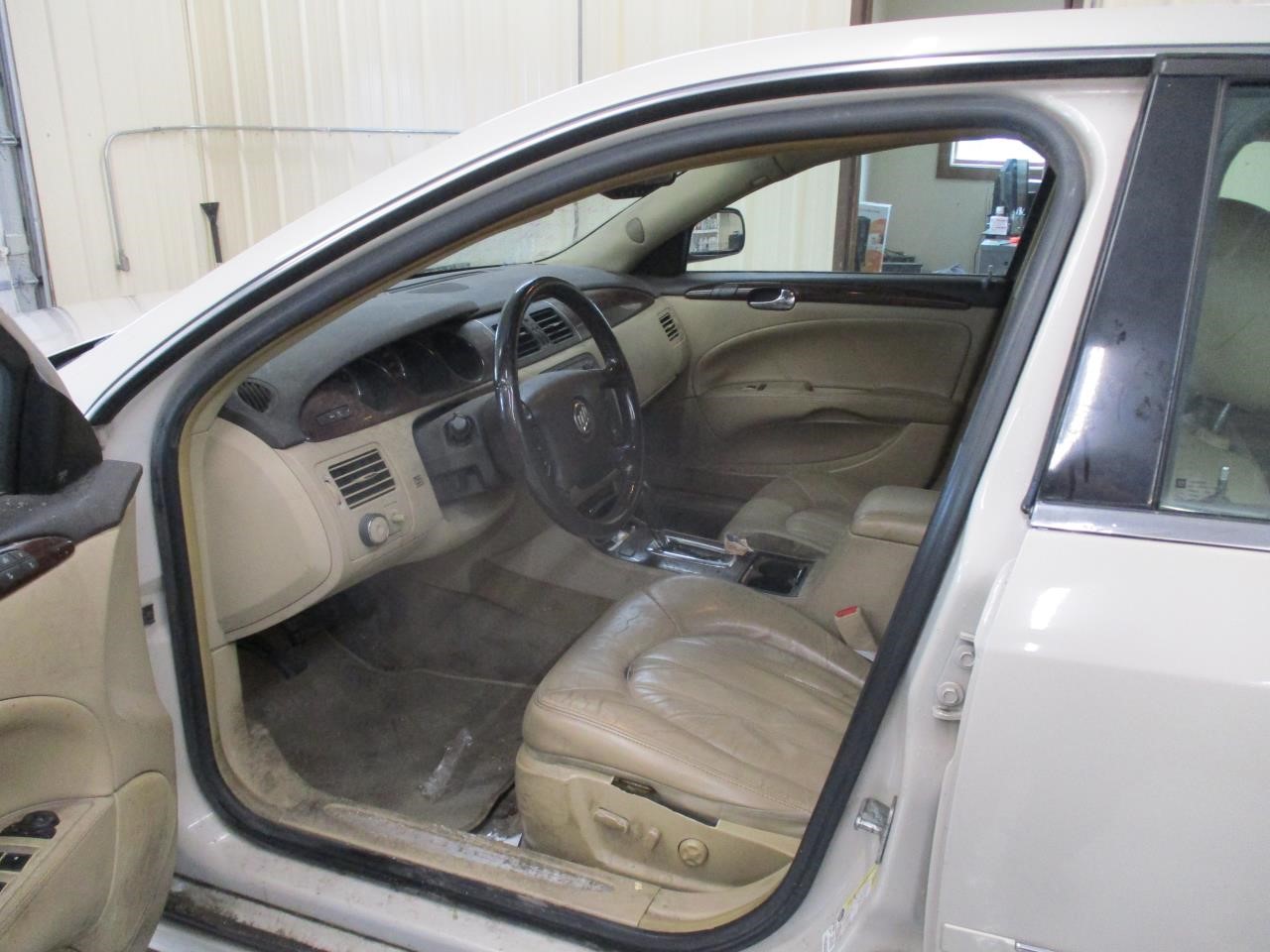 https://f005.backblazeb2.com/file/img-partshotlines-com/Inventory/MA185/Vehicle/108230_02.jpg