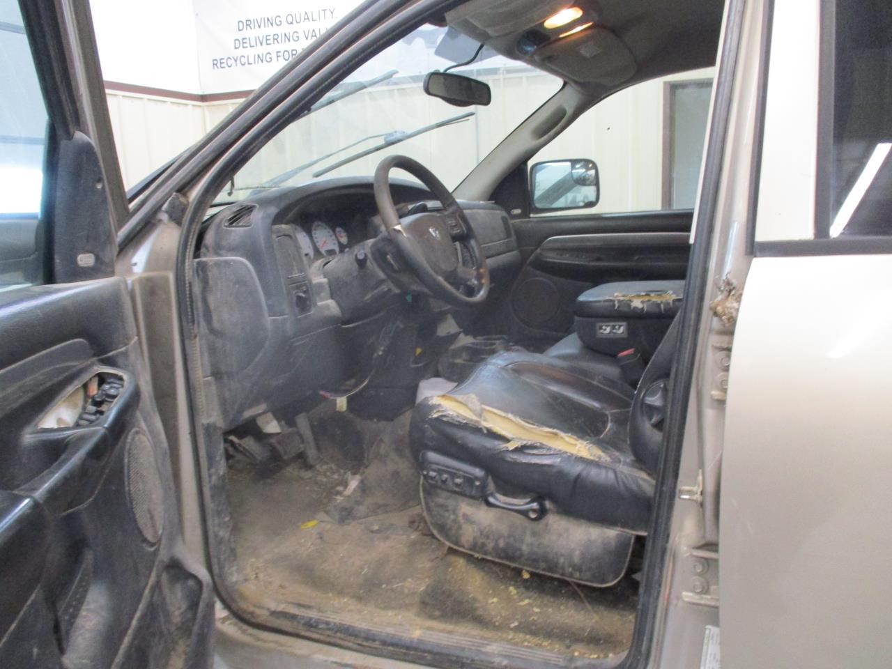 https://f005.backblazeb2.com/file/img-partshotlines-com/Inventory/MA185/Vehicle/108254_02.jpg