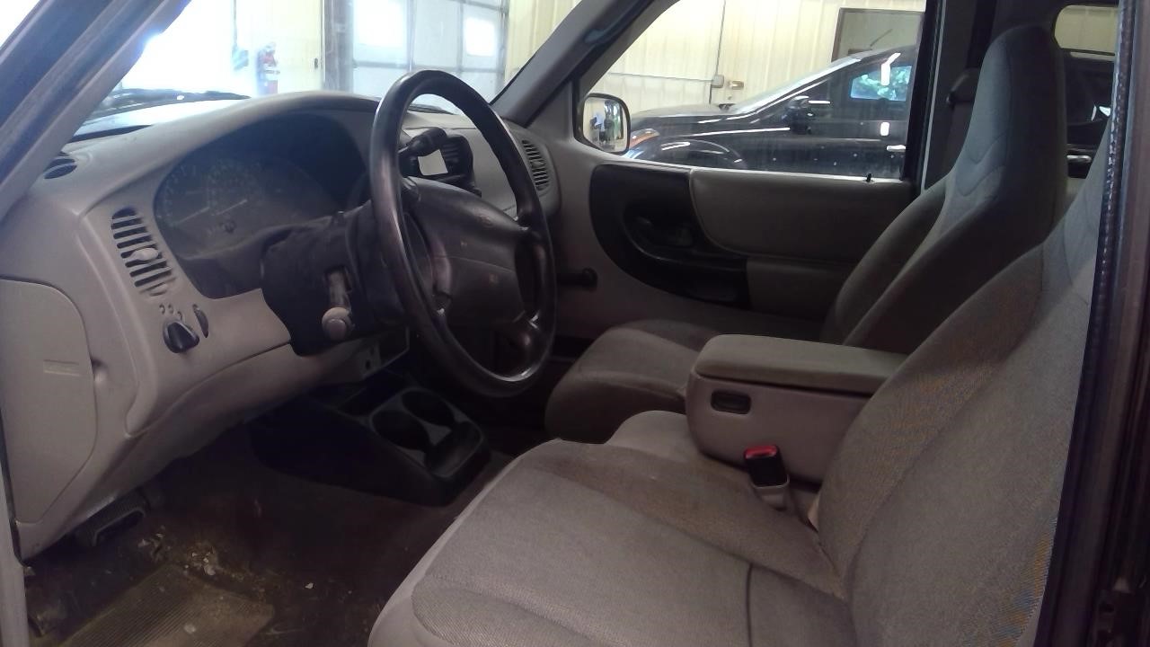 https://f005.backblazeb2.com/file/img-partshotlines-com/Inventory/MA185/Vehicle/108820_04.jpg