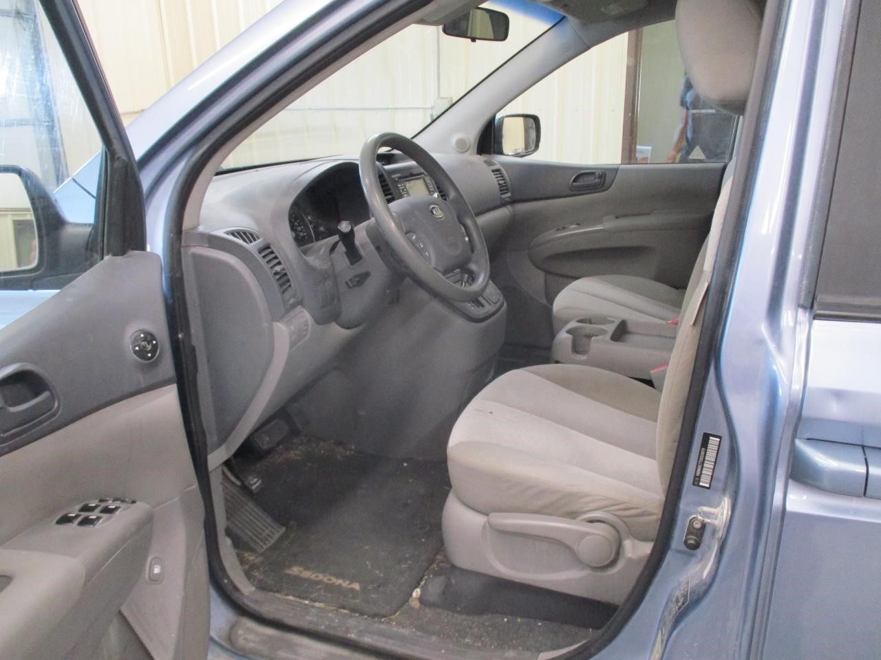 https://f005.backblazeb2.com/file/img-partshotlines-com/Inventory/MA185/Vehicle/109085_02.jpg