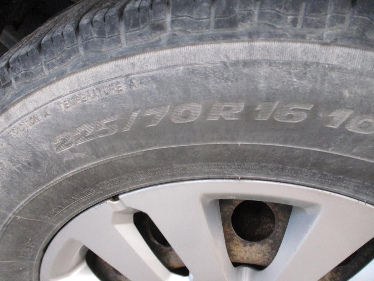 https://f005.backblazeb2.com/file/img-partshotlines-com/Inventory/MA185/Vehicle/109085_07.jpg