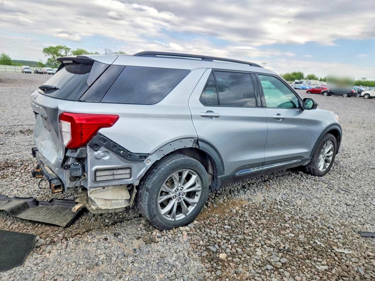 Vehicle/109104_03.jpg