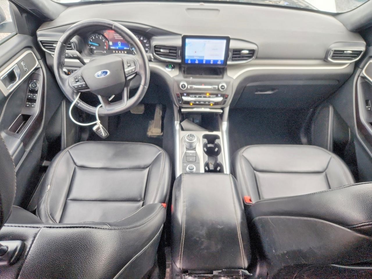 Vehicle/109104_08.jpg