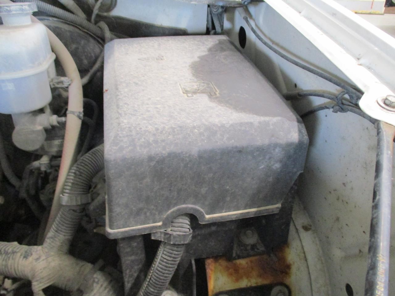 https://f005.backblazeb2.com/file/img-partshotlines-com/Inventory/MA185/Vehicle/109244_11.jpg