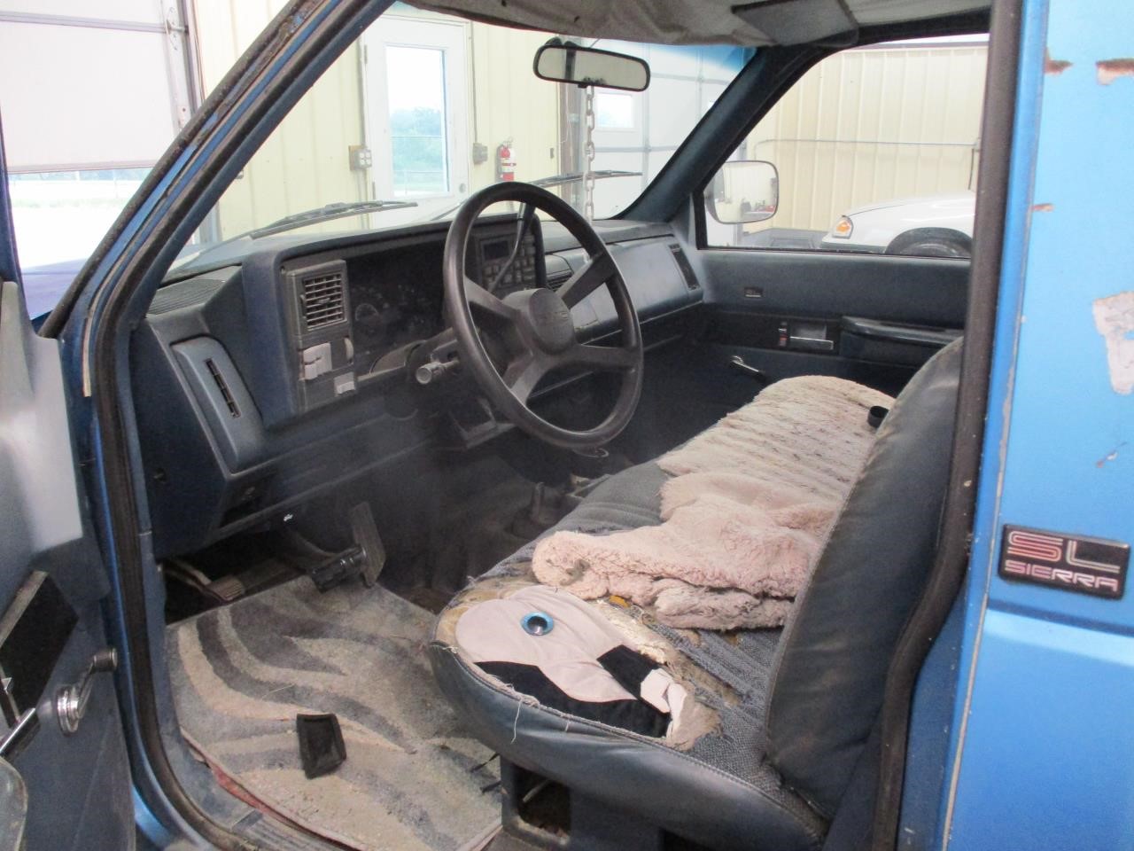 https://f005.backblazeb2.com/file/img-partshotlines-com/Inventory/MA185/Vehicle/109431_02.jpg