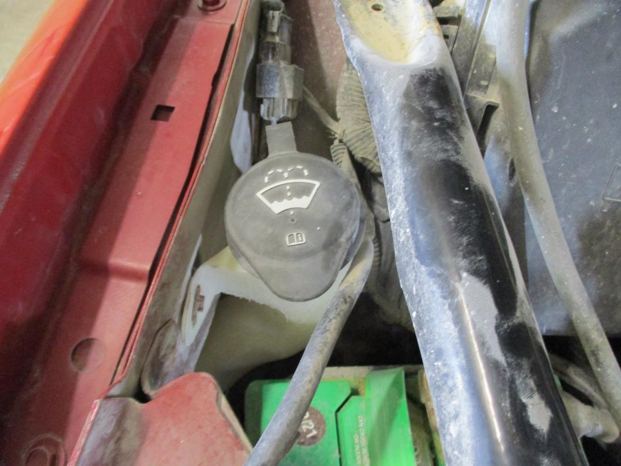 https://f005.backblazeb2.com/file/img-partshotlines-com/Inventory/MA185/Vehicle/109653_09.jpg