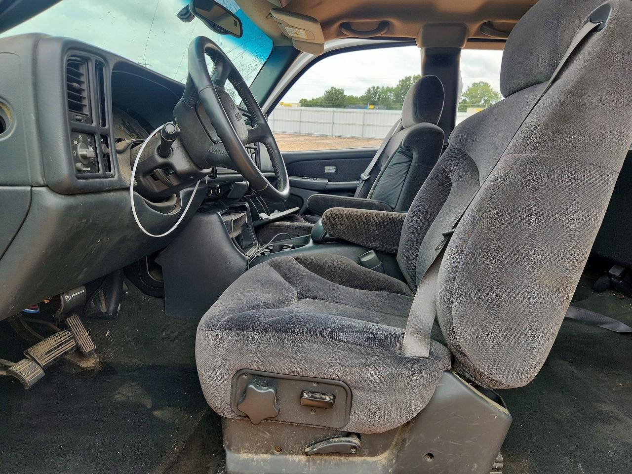 https://f005.backblazeb2.com/file/img-partshotlines-com/Inventory/MA185/Vehicle/109675_07.jpg
