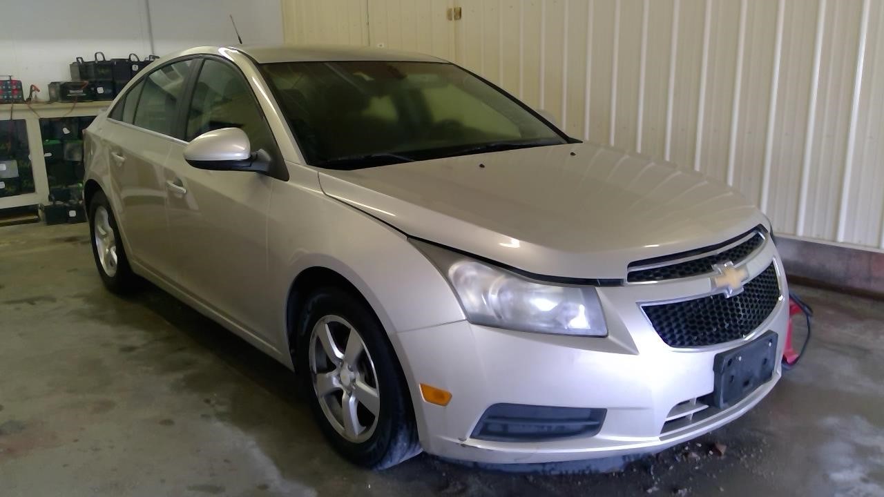 https://f005.backblazeb2.com/file/img-partshotlines-com/Inventory/MA185/Vehicle/109837_06.jpg