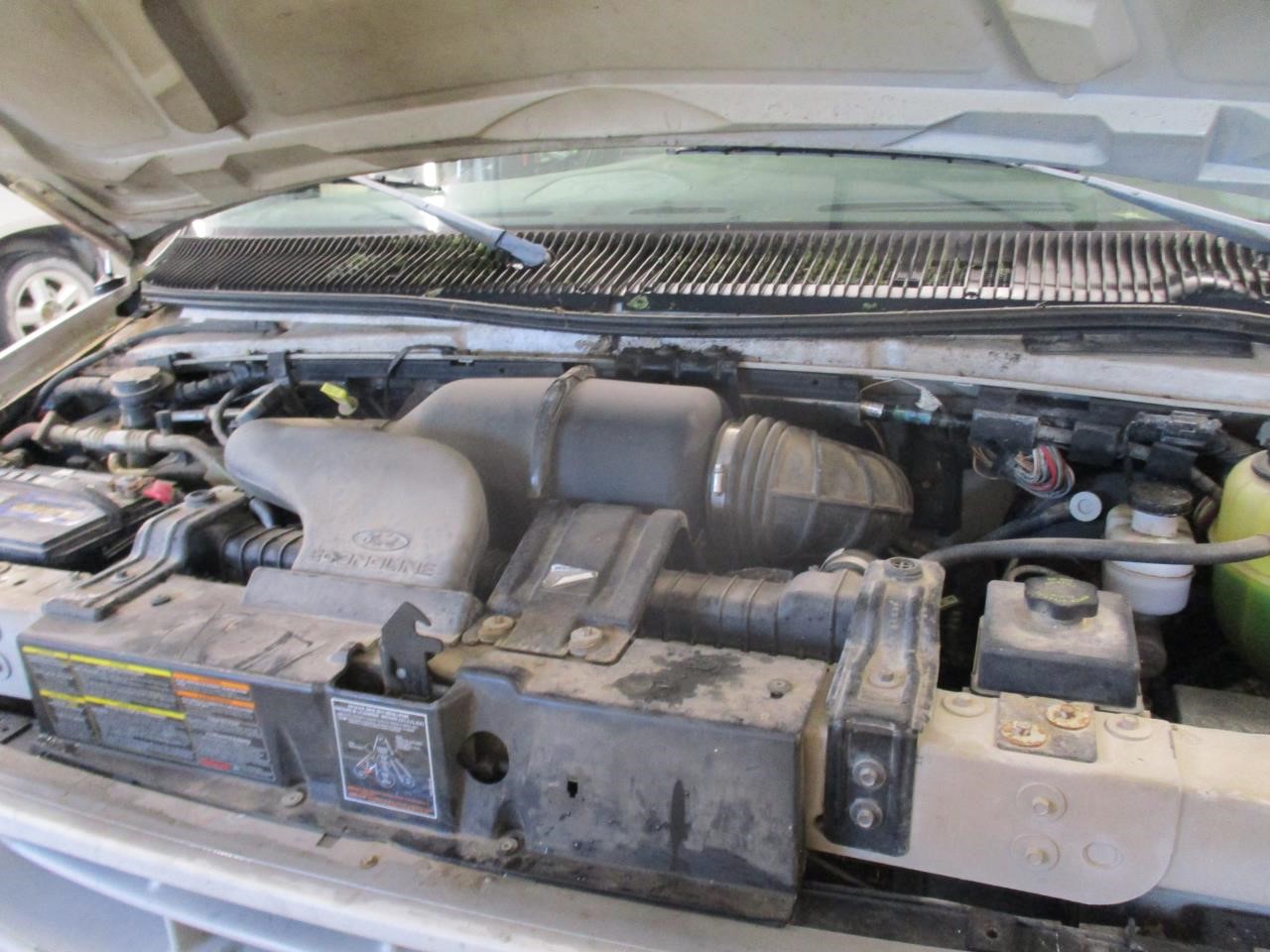 https://f005.backblazeb2.com/file/img-partshotlines-com/Inventory/MA185/Vehicle/109864_08.jpg