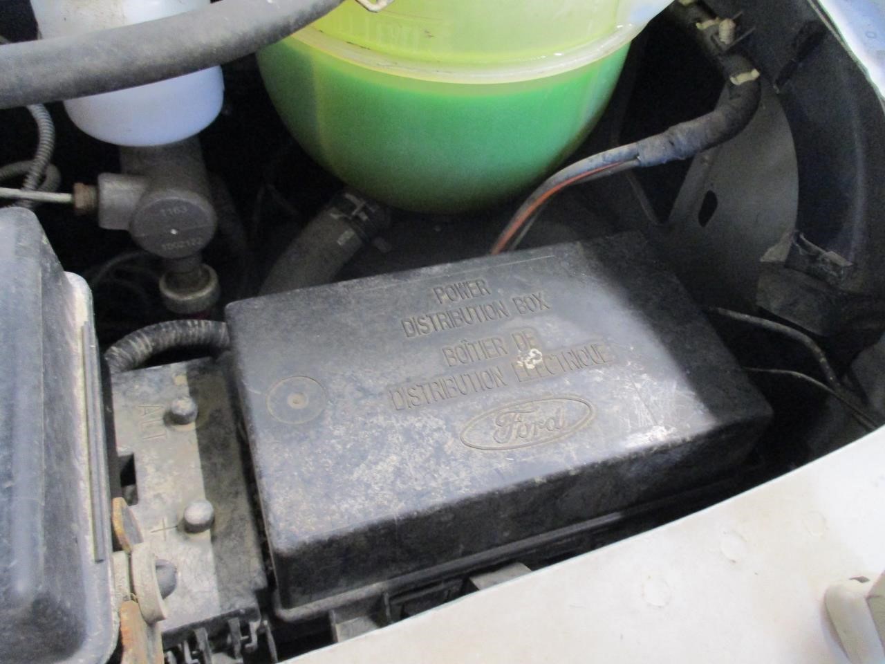https://f005.backblazeb2.com/file/img-partshotlines-com/Inventory/MA185/Vehicle/109864_11.jpg
