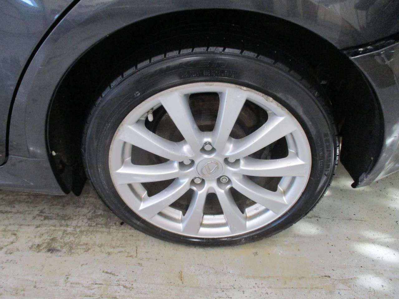 https://f005.backblazeb2.com/file/img-partshotlines-com/Inventory/MA185/Vehicle/109940_06.jpg