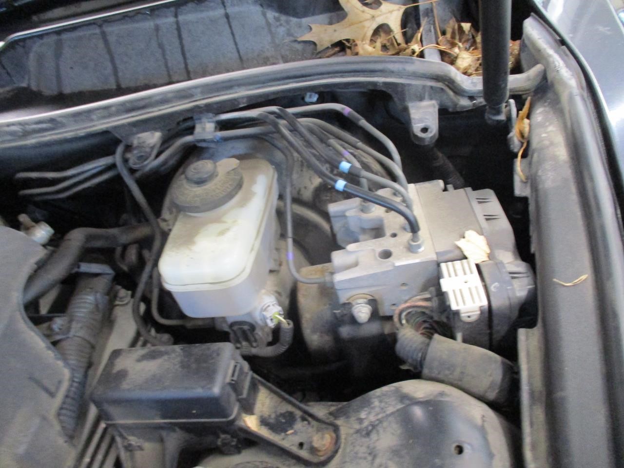 https://f005.backblazeb2.com/file/img-partshotlines-com/Inventory/MA185/Vehicle/109940_11.jpg