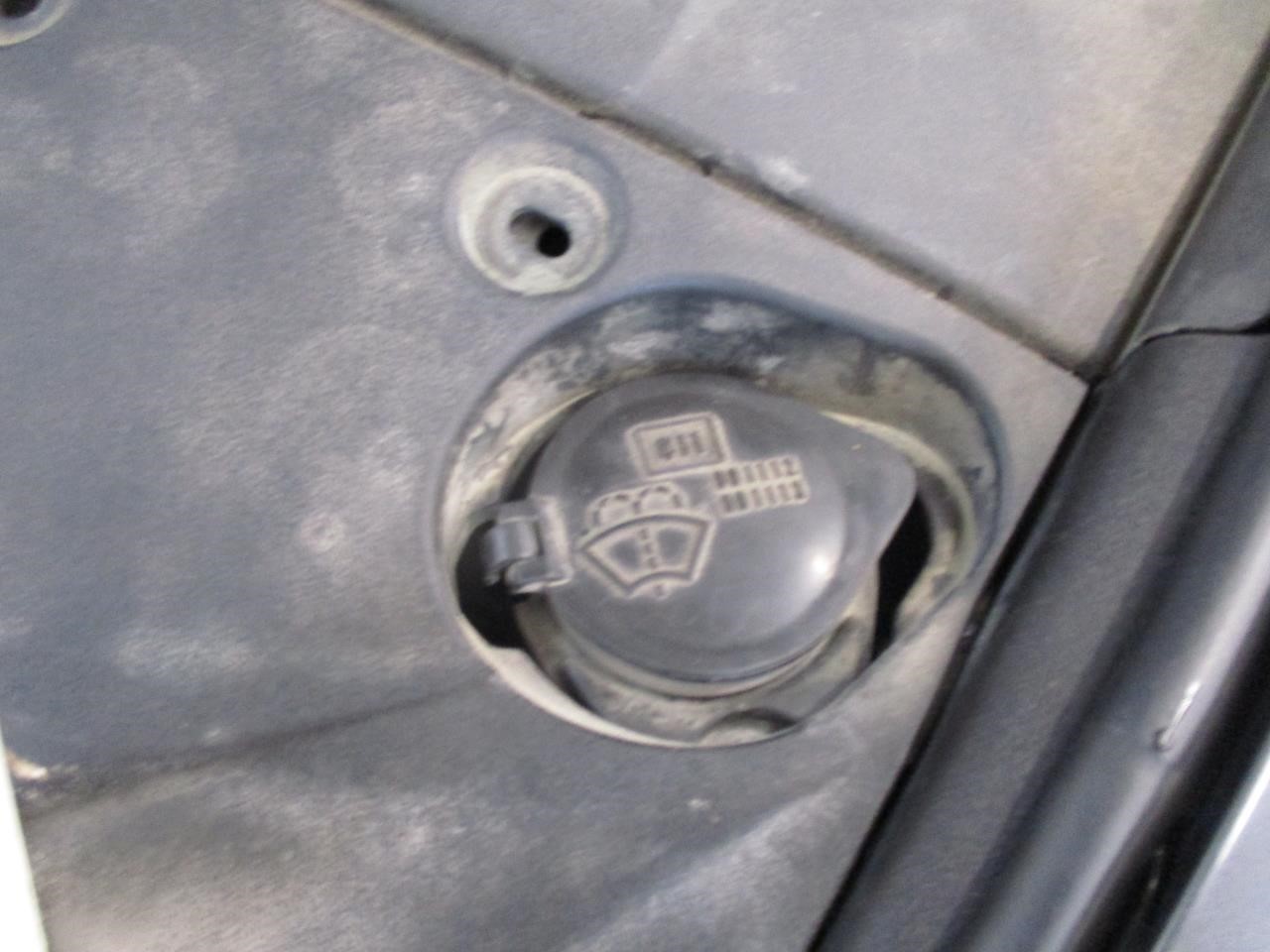 https://f005.backblazeb2.com/file/img-partshotlines-com/Inventory/MA185/Vehicle/109940_12.jpg