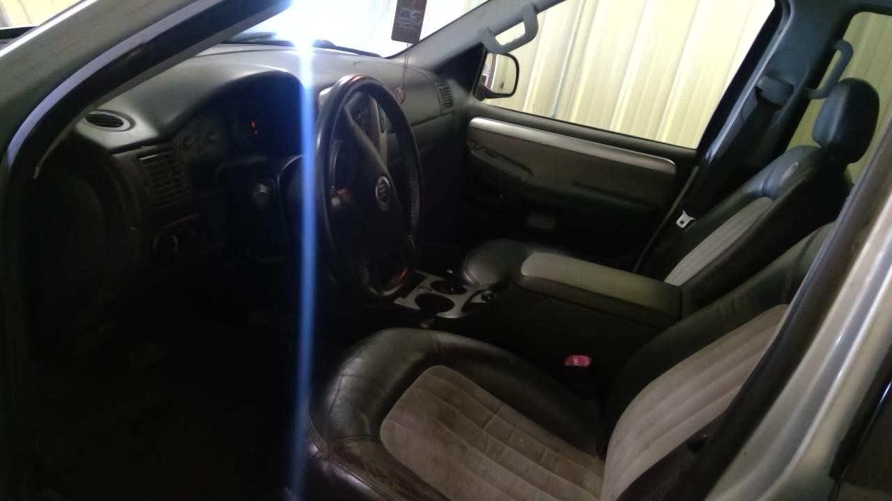 https://f005.backblazeb2.com/file/img-partshotlines-com/Inventory/MA185/Vehicle/110033_04.jpg