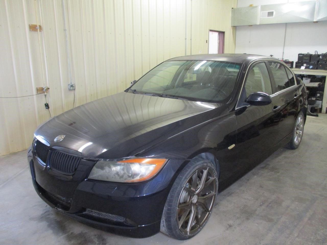 https://f005.backblazeb2.com/file/img-partshotlines-com/Inventory/MA185/Vehicle/110106_01.jpg