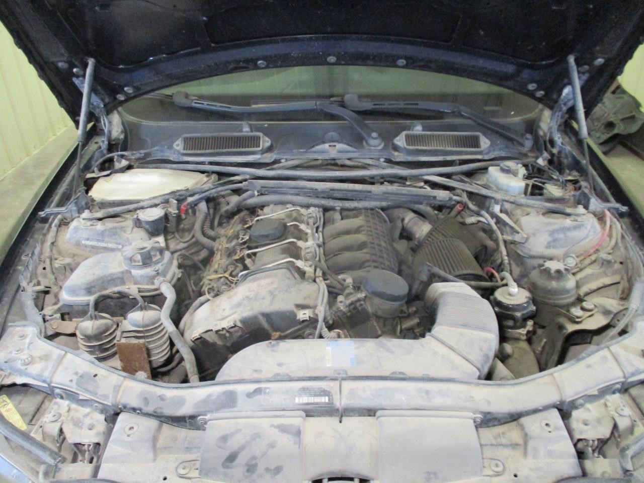 https://f005.backblazeb2.com/file/img-partshotlines-com/Inventory/MA185/Vehicle/110106_08.jpg