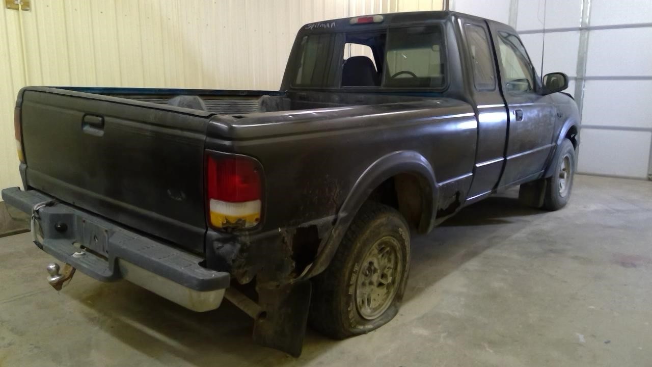 https://f005.backblazeb2.com/file/img-partshotlines-com/Inventory/MA185/Vehicle/110174_09.jpg