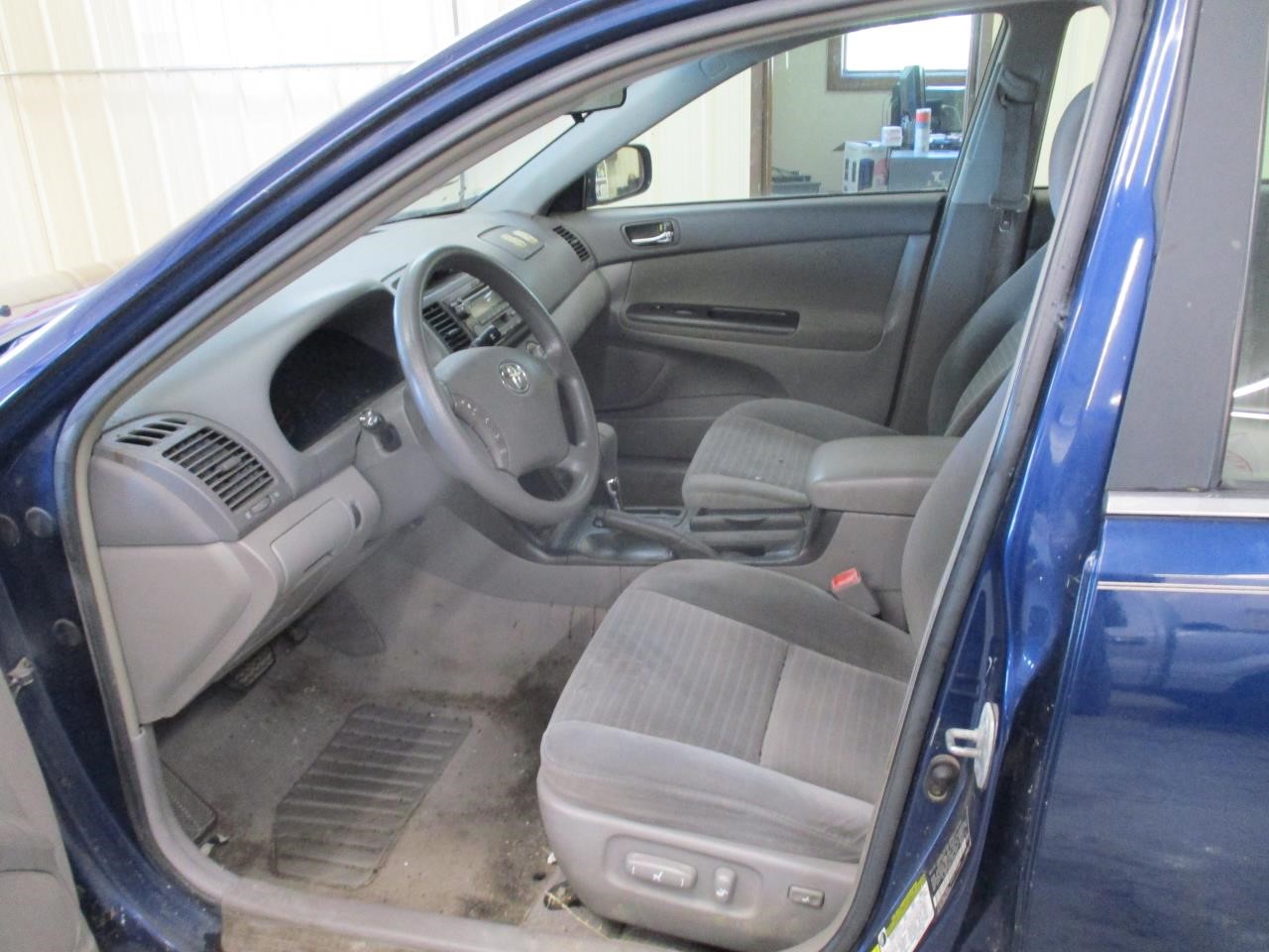 https://f005.backblazeb2.com/file/img-partshotlines-com/Inventory/MA185/Vehicle/110323_02.jpg