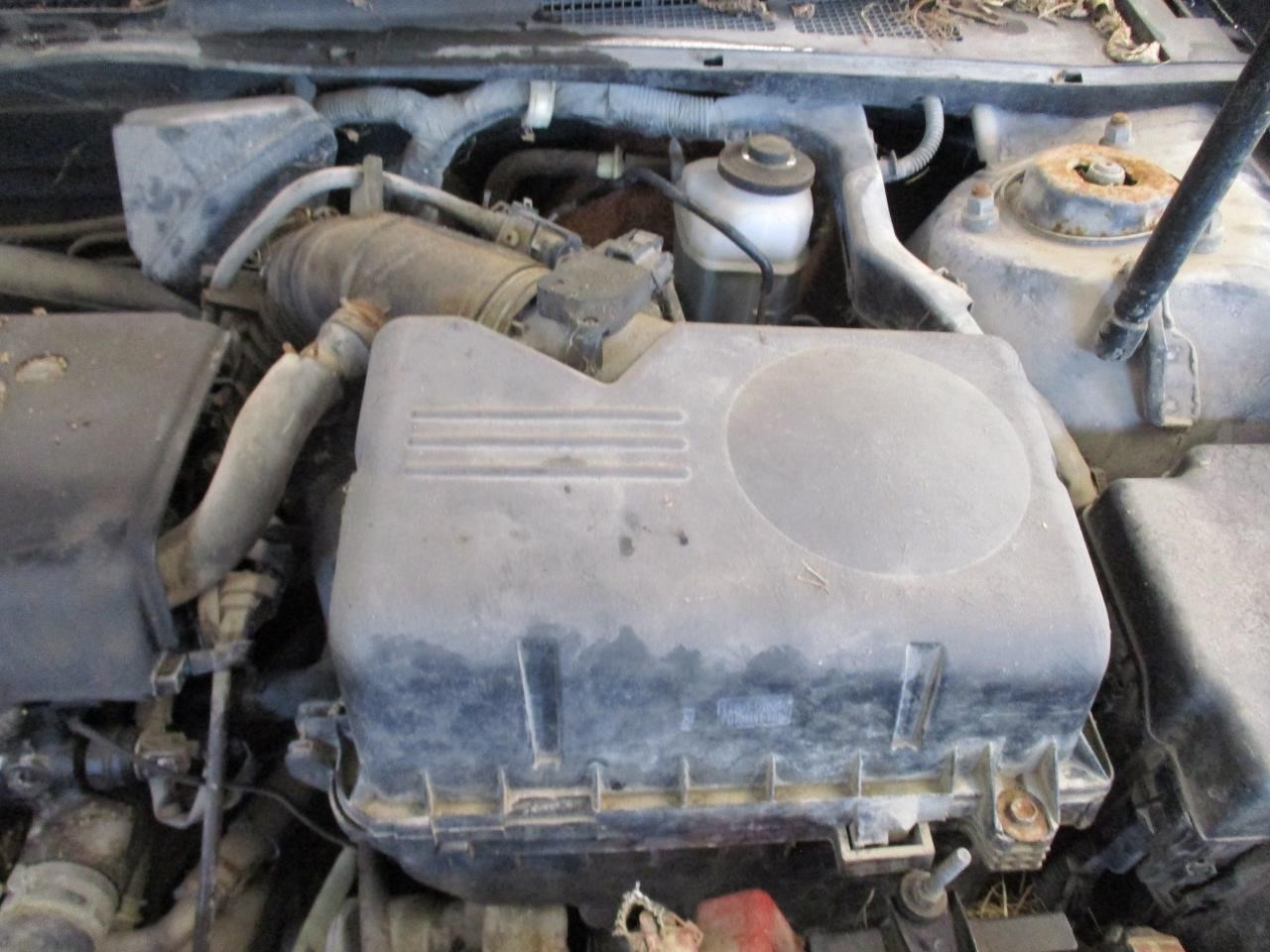 https://f005.backblazeb2.com/file/img-partshotlines-com/Inventory/MA185/Vehicle/110323_12.jpg